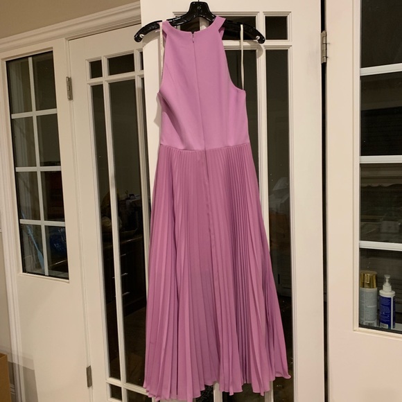 Halston Heritage Pleated crepe midi dress - Picture 5 of 5